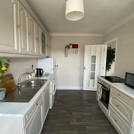 Dungloe Beach Bungalow * Donegal Town
